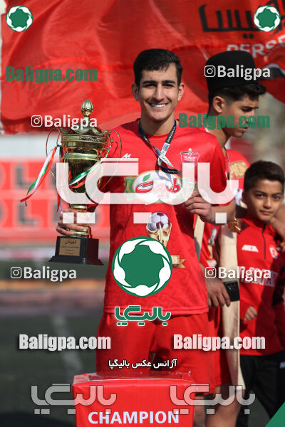 پرسپولیس 2–1 پیروزان تکین ایرانیان