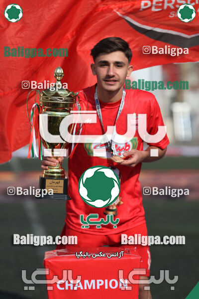 پرسپولیس 2–1 پیروزان تکین ایرانیان