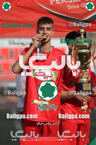 پرسپولیس 2–1 پیروزان تکین ایرانیان