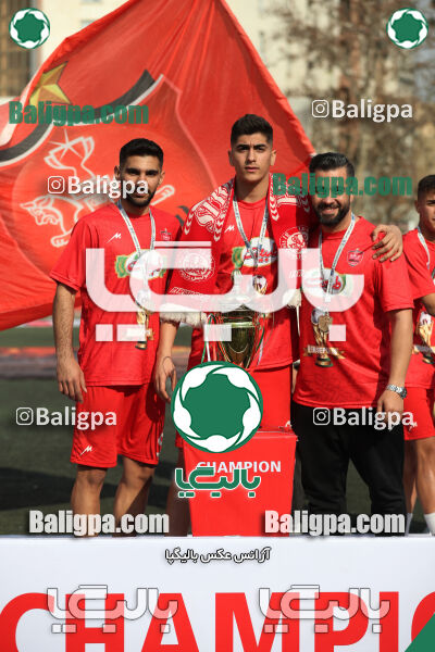 پرسپولیس 2–1 پیروزان تکین ایرانیان