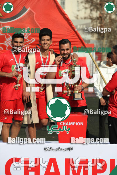 پرسپولیس 2–1 پیروزان تکین ایرانیان
