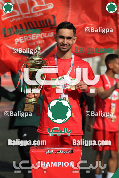 پرسپولیس 2–1 پیروزان تکین ایرانیان