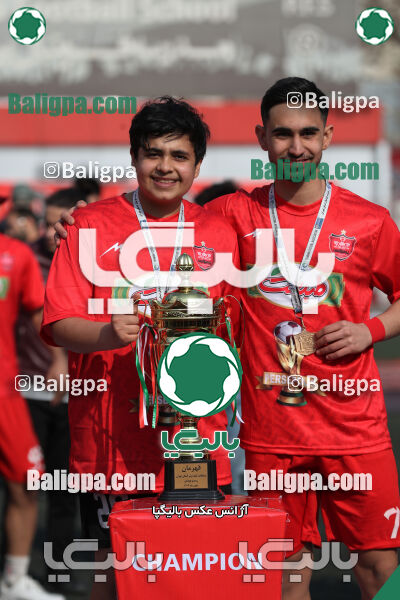 پرسپولیس 2–1 پیروزان تکین ایرانیان