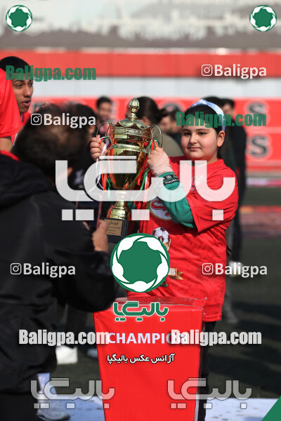 پرسپولیس 2–1 پیروزان تکین ایرانیان