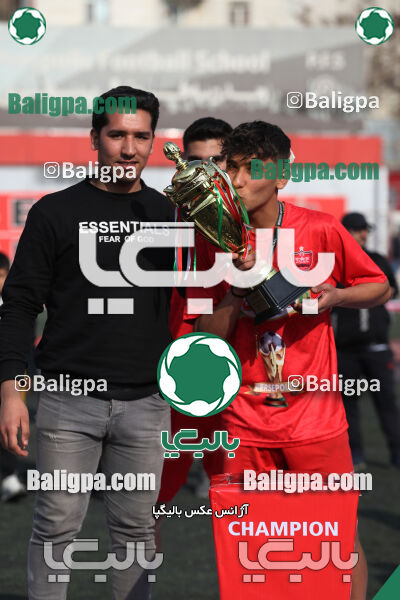 پرسپولیس 2–1 پیروزان تکین ایرانیان