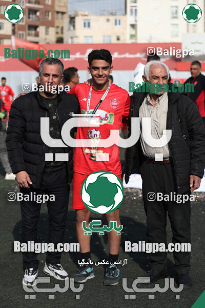 پرسپولیس 2–1 پیروزان تکین ایرانیان