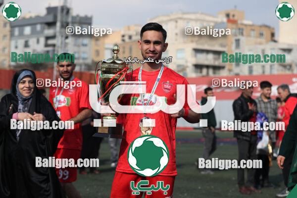 پرسپولیس 2–1 پیروزان تکین ایرانیان