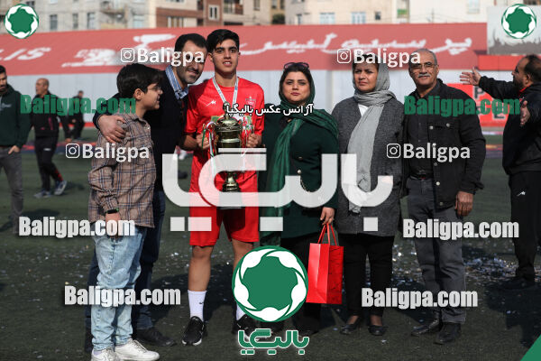 پرسپولیس 2–1 پیروزان تکین ایرانیان