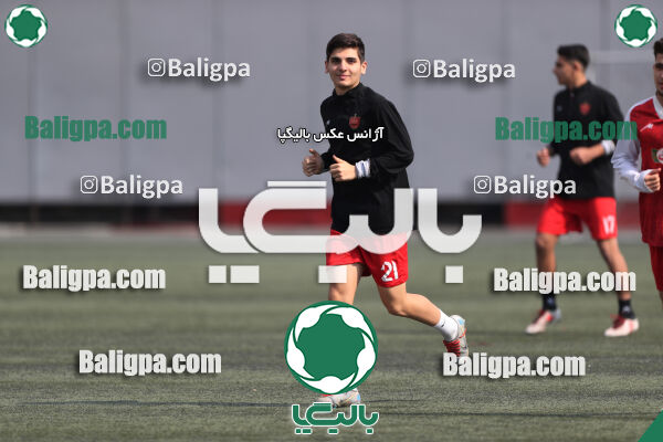 پرسپولیس 2–1 پیروزان تکین ایرانیان
