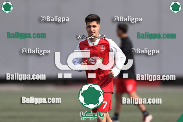 پرسپولیس 2–1 پیروزان تکین ایرانیان