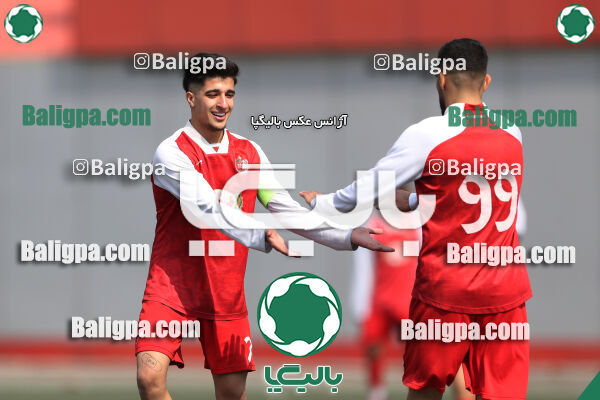پرسپولیس 2–1 پیروزان تکین ایرانیان