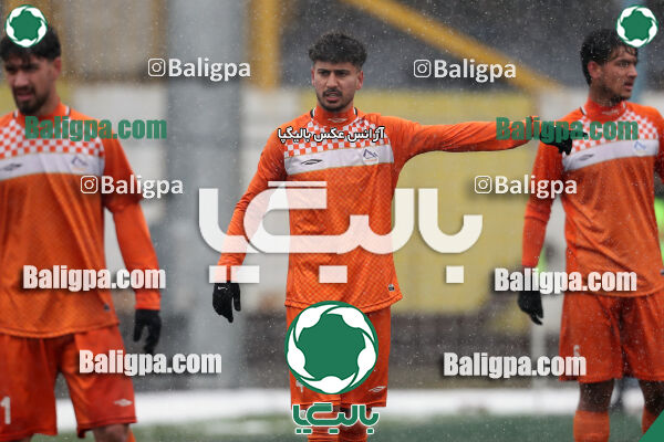 نارنجی پوشان کوهسار 3–0 کیا