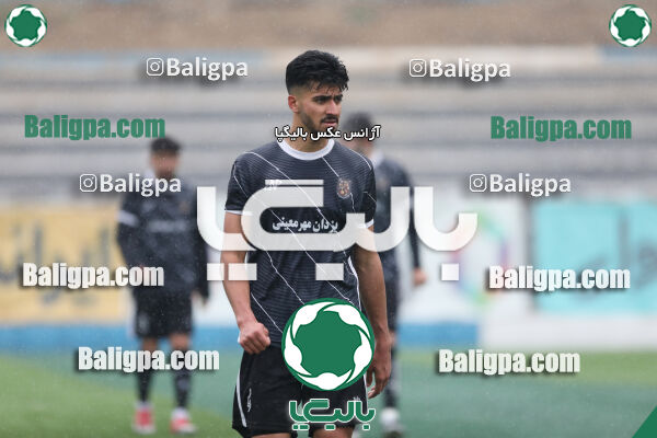 عقاب ۲ - ۰ یزدان مهر معینی