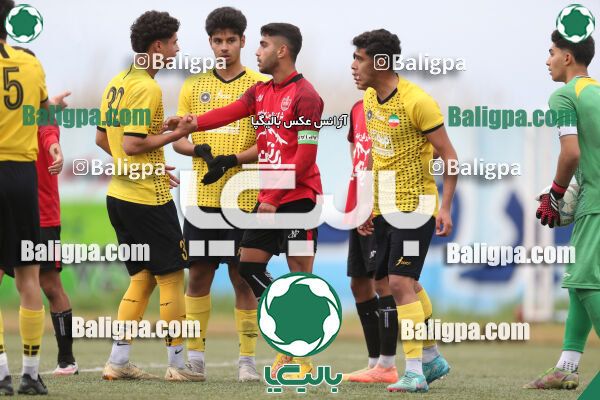 پرسپولیس قائمشهر ۱ - ۴ سپاهان