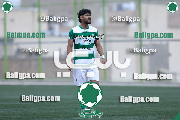 ذوب آهن ۰ - ۰ ایمان سبز
