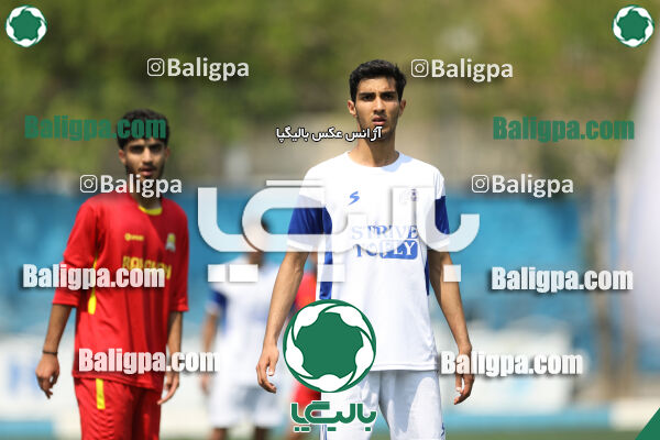 آبی پوشان روشن ۲ - ۱ راه آهن