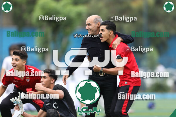 پارس برازجان ۲ (۲) - (۴) ۲ فولاد خوزستان
