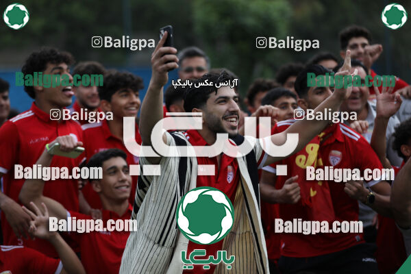 پارس برازجان ۲ (۲) - (۴) ۲ فولاد خوزستان