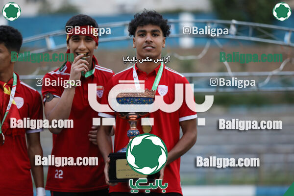 پارس برازجان ۲ (۲) - (۴) ۲ فولاد خوزستان