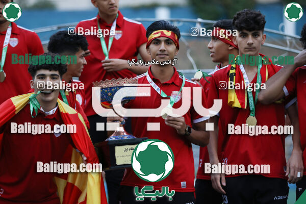 پارس برازجان ۲ (۲) - (۴) ۲ فولاد خوزستان