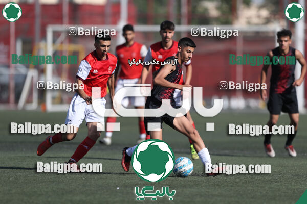 پرسپولیس 4–1 پرسپولیس قائمشهر