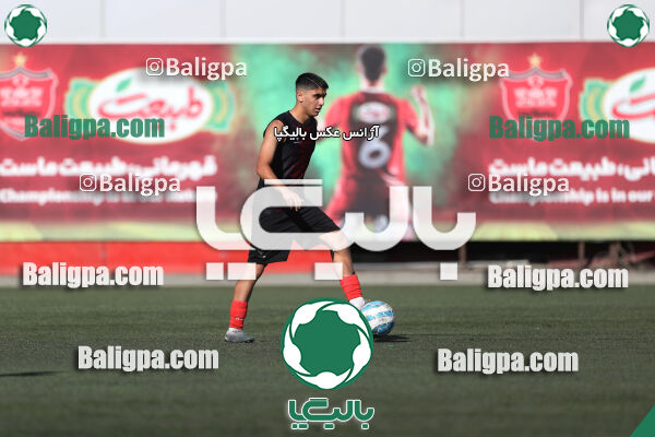 پرسپولیس 4–1 پرسپولیس قائمشهر