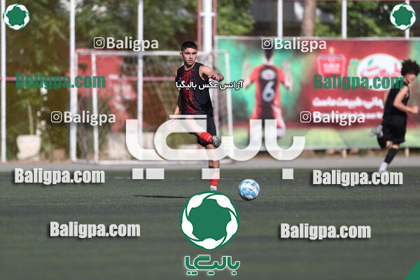 پرسپولیس 4–1 پرسپولیس قائمشهر