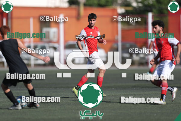 پرسپولیس 4–1 پرسپولیس قائمشهر