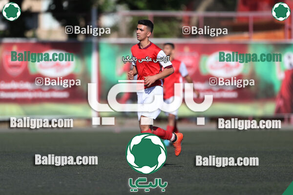 پرسپولیس 4–1 پرسپولیس قائمشهر