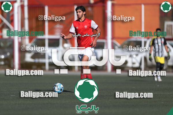 پرسپولیس 4–1 پرسپولیس قائمشهر