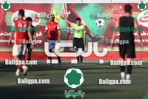 پرسپولیس 4–1 پرسپولیس قائمشهر