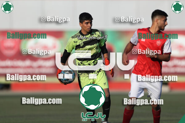 پرسپولیس 4–1 پرسپولیس قائمشهر
