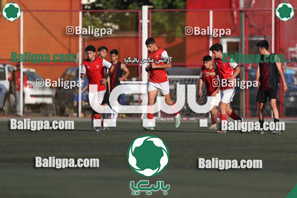 پرسپولیس 4–1 پرسپولیس قائمشهر