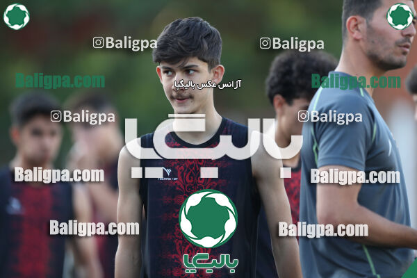 پرسپولیس 4–1 پرسپولیس قائمشهر