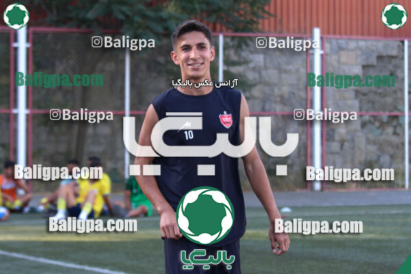 پرسپولیس 4–2 مقاومت