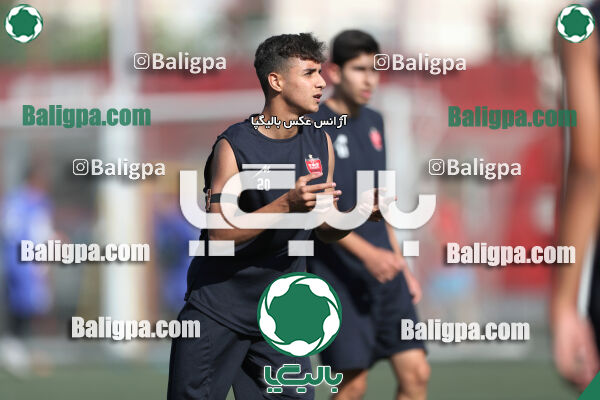 پرسپولیس 4–2 مقاومت