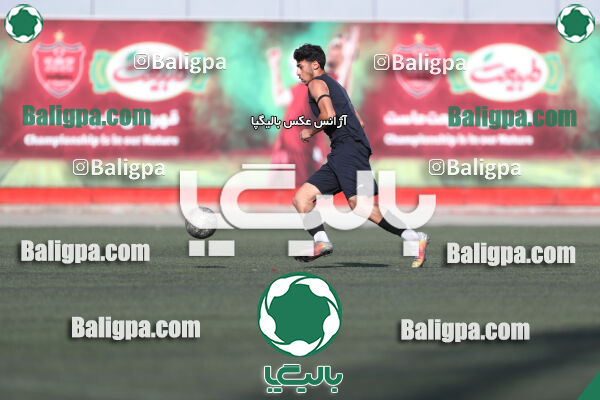 پرسپولیس 4–2 مقاومت