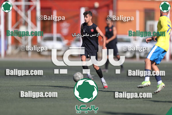 پرسپولیس 4–2 مقاومت