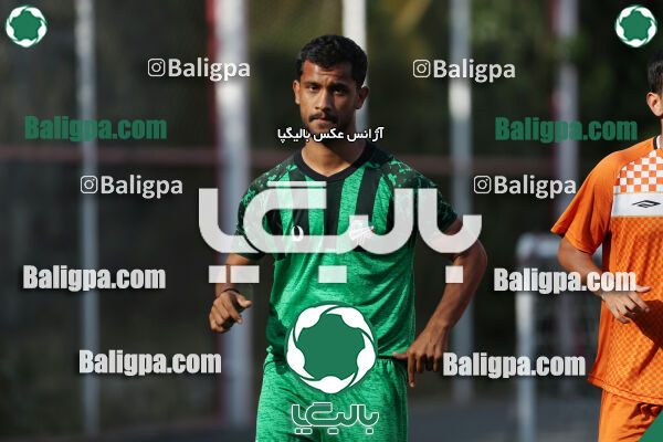 پرسپولیس 4–2 مقاومت