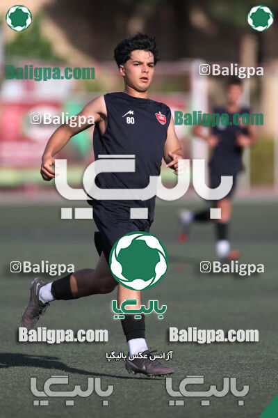 پرسپولیس 4–2 مقاومت