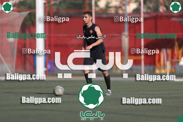 پرسپولیس 4–2 مقاومت