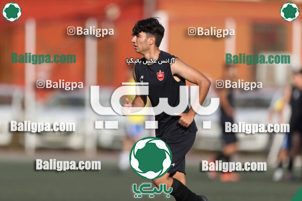 پرسپولیس 4–2 مقاومت