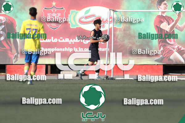 پرسپولیس 4–2 مقاومت