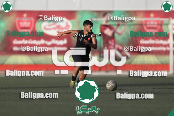 پرسپولیس 4–2 مقاومت