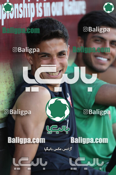 پرسپولیس 4–2 مقاومت