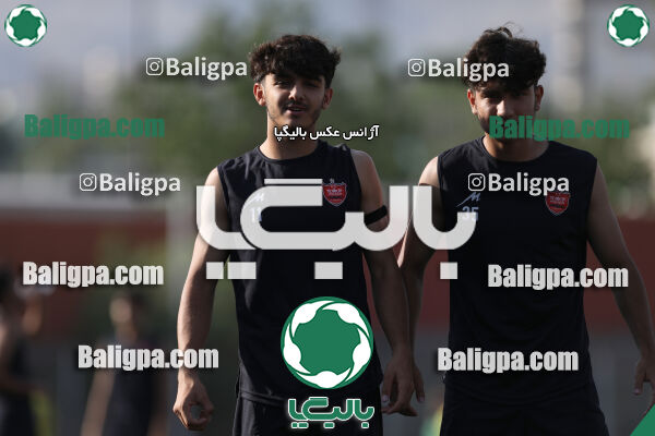 پرسپولیس 4–2 مقاومت