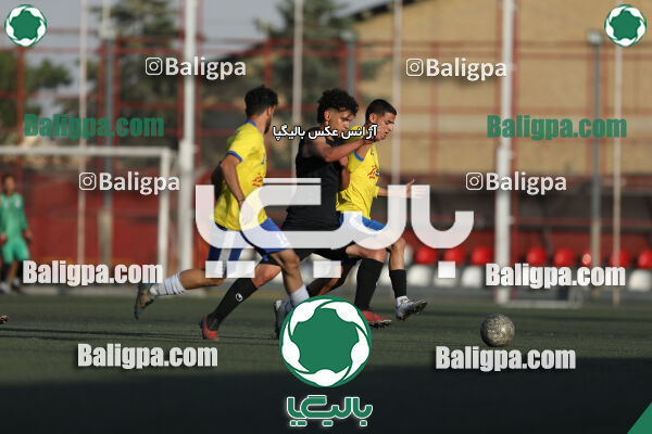 پرسپولیس 4–2 مقاومت