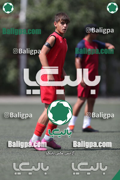 پرسپولیس ۸ - ۱ آرش ری