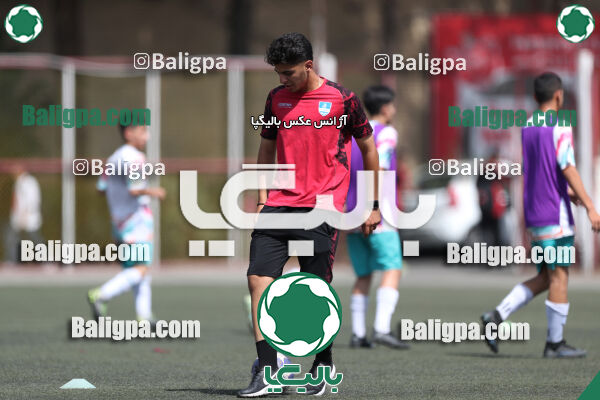 پرسپولیس ۸ - ۱ آرش ری