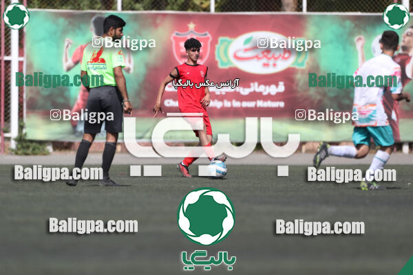 پرسپولیس ۸ - ۱ آرش ری